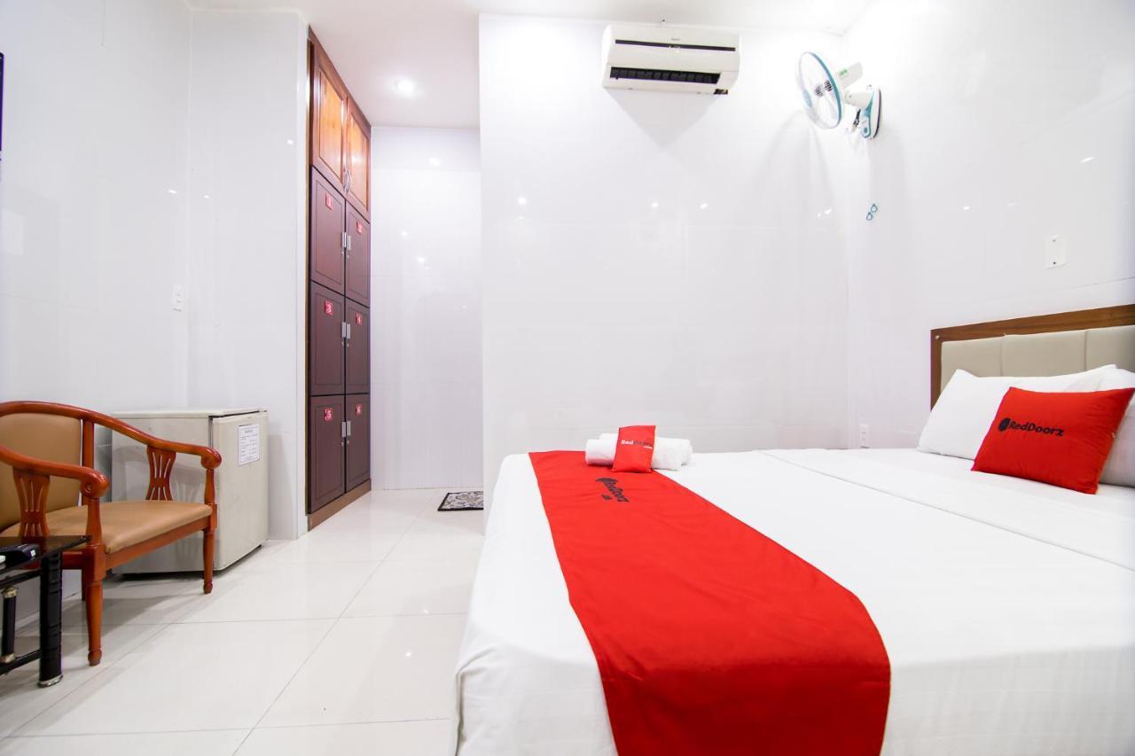 Reddoorz Plus @ Pham Ngu Lao 2 胡志明市 外观 照片